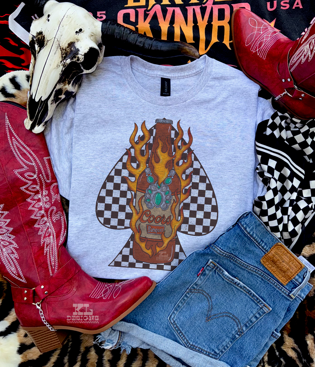 Flamin’ Edgy Checkered Spade Bottle
