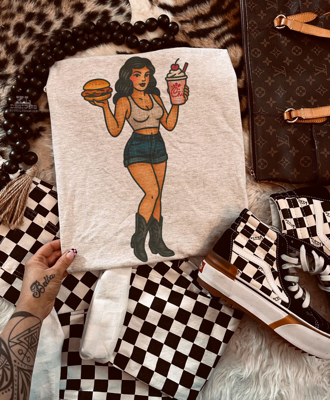C.F.A Vintage Girl
