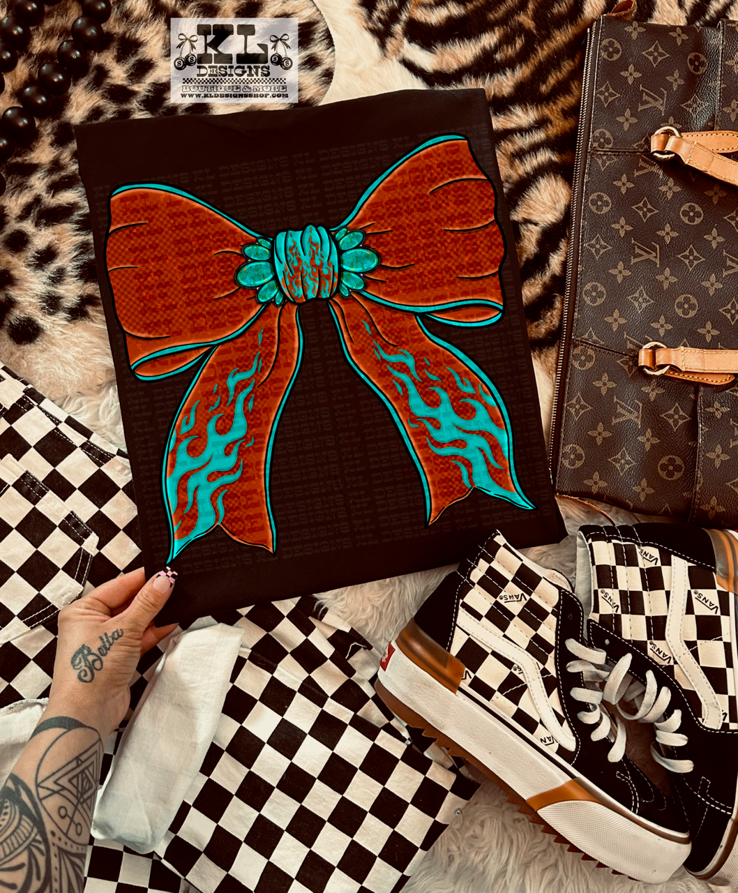 Edgy Orange Turquoise Flame Bow | Digital Download