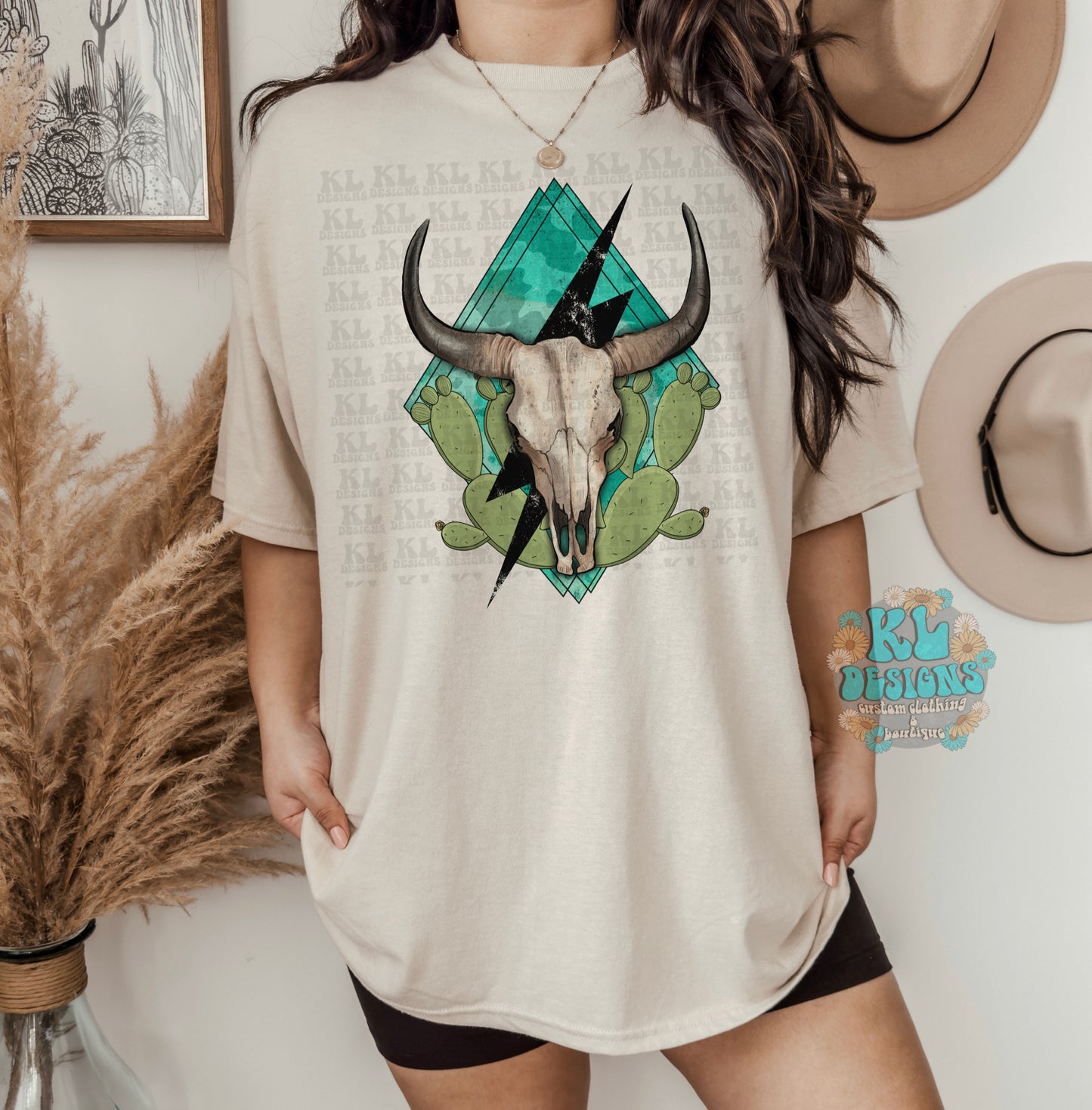 Lightening Cactus Bull Skull