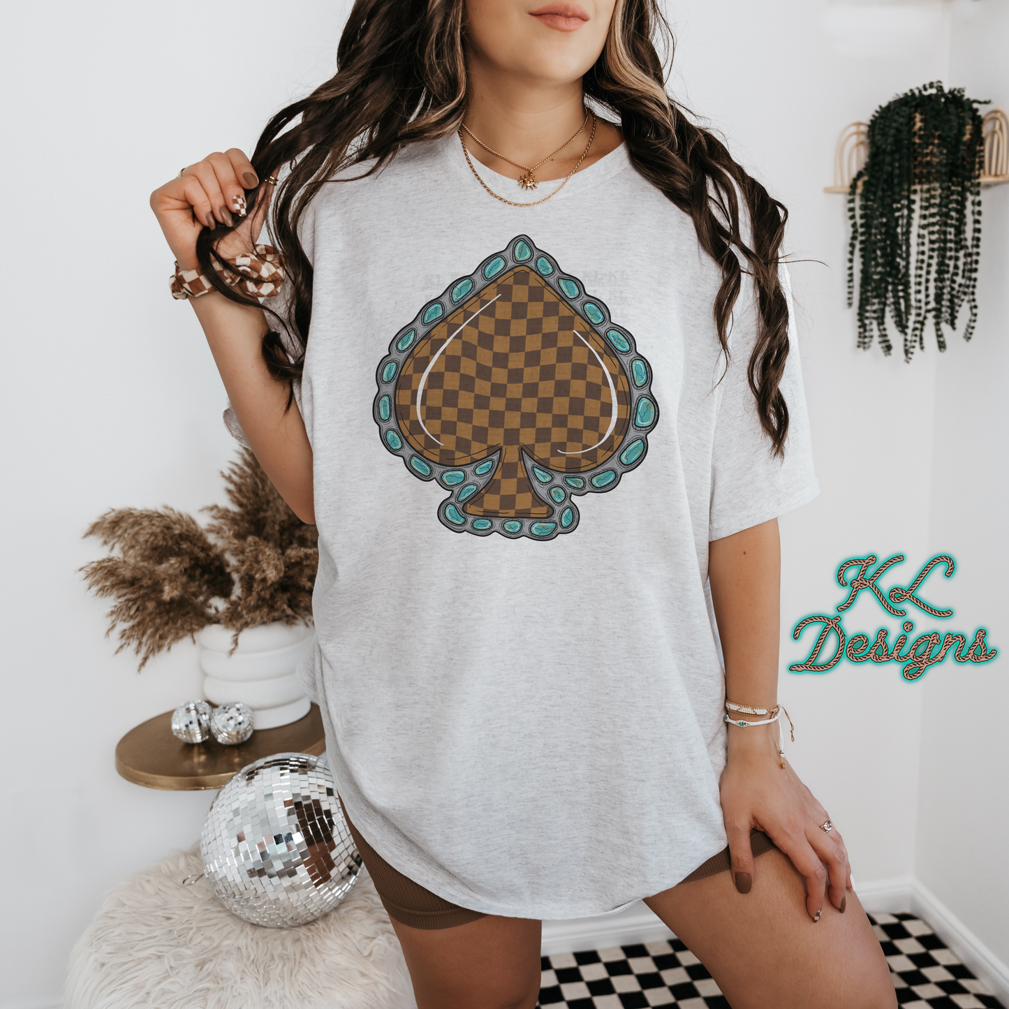 Brown Checkered Spade