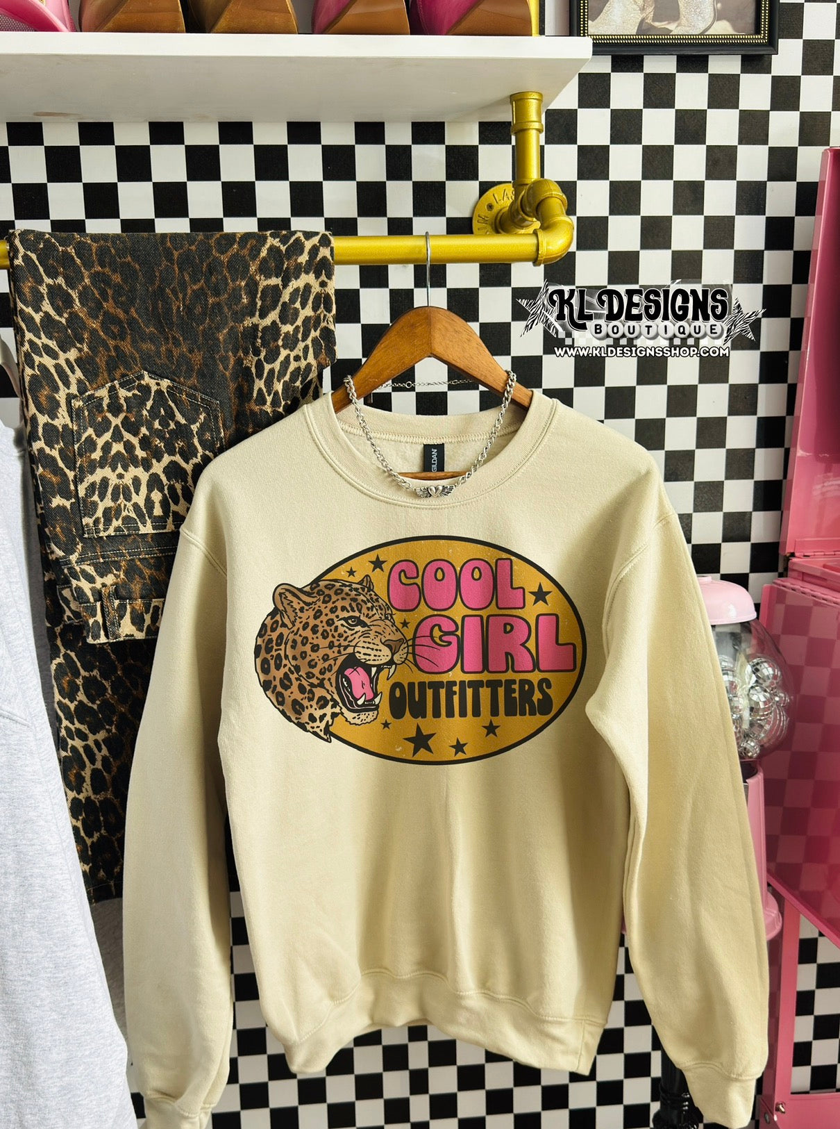 Cool Girl Outfitters (pink text)
