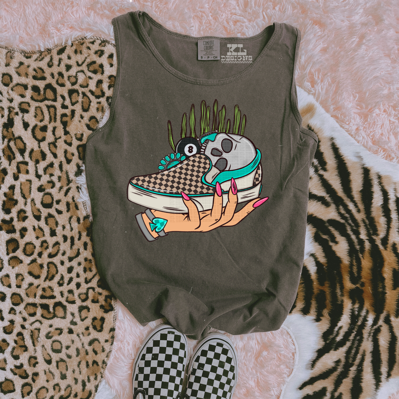 Edgy Checkered Desert Cowgirl Shoe