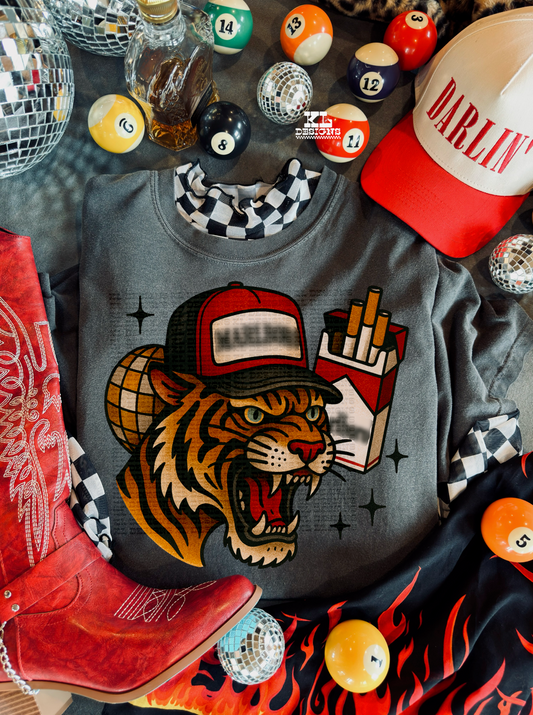 Vintage Grunge Trucker Cig Tiger