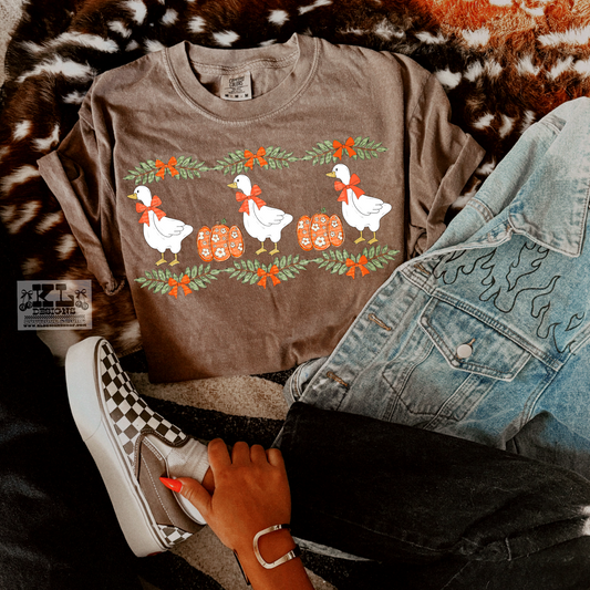 Autumn Pumpkin Geese