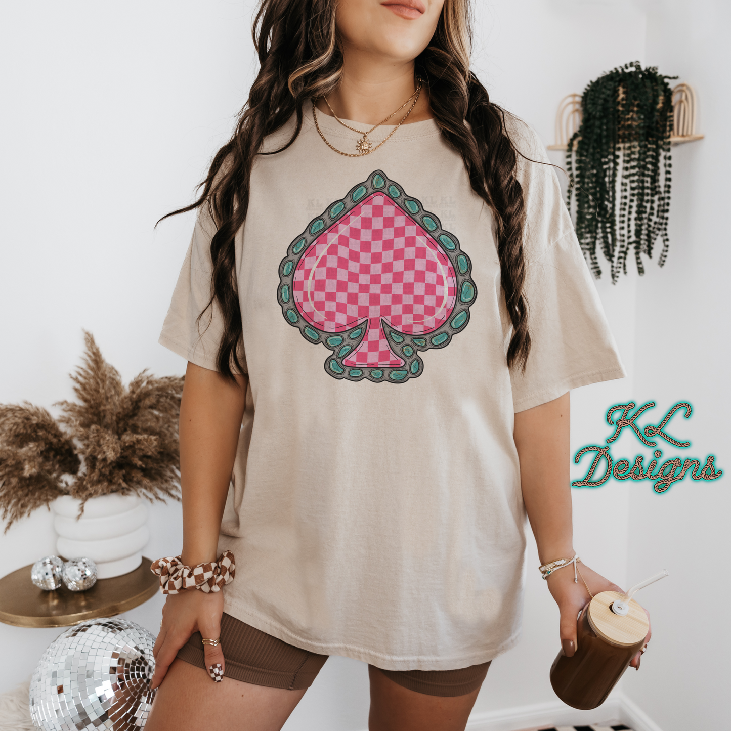 Pink Checkered Spade