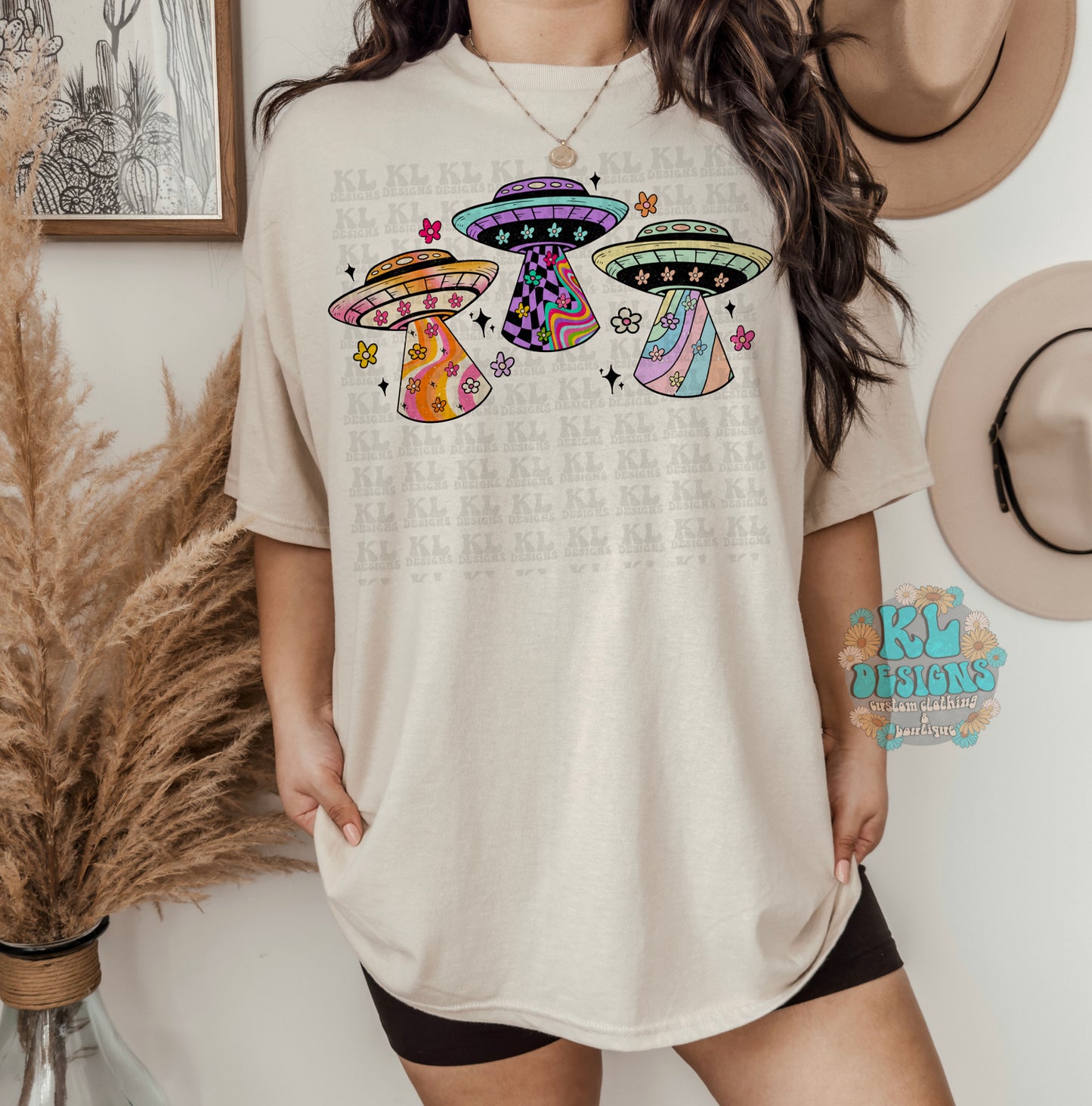 Retro UFO Tee