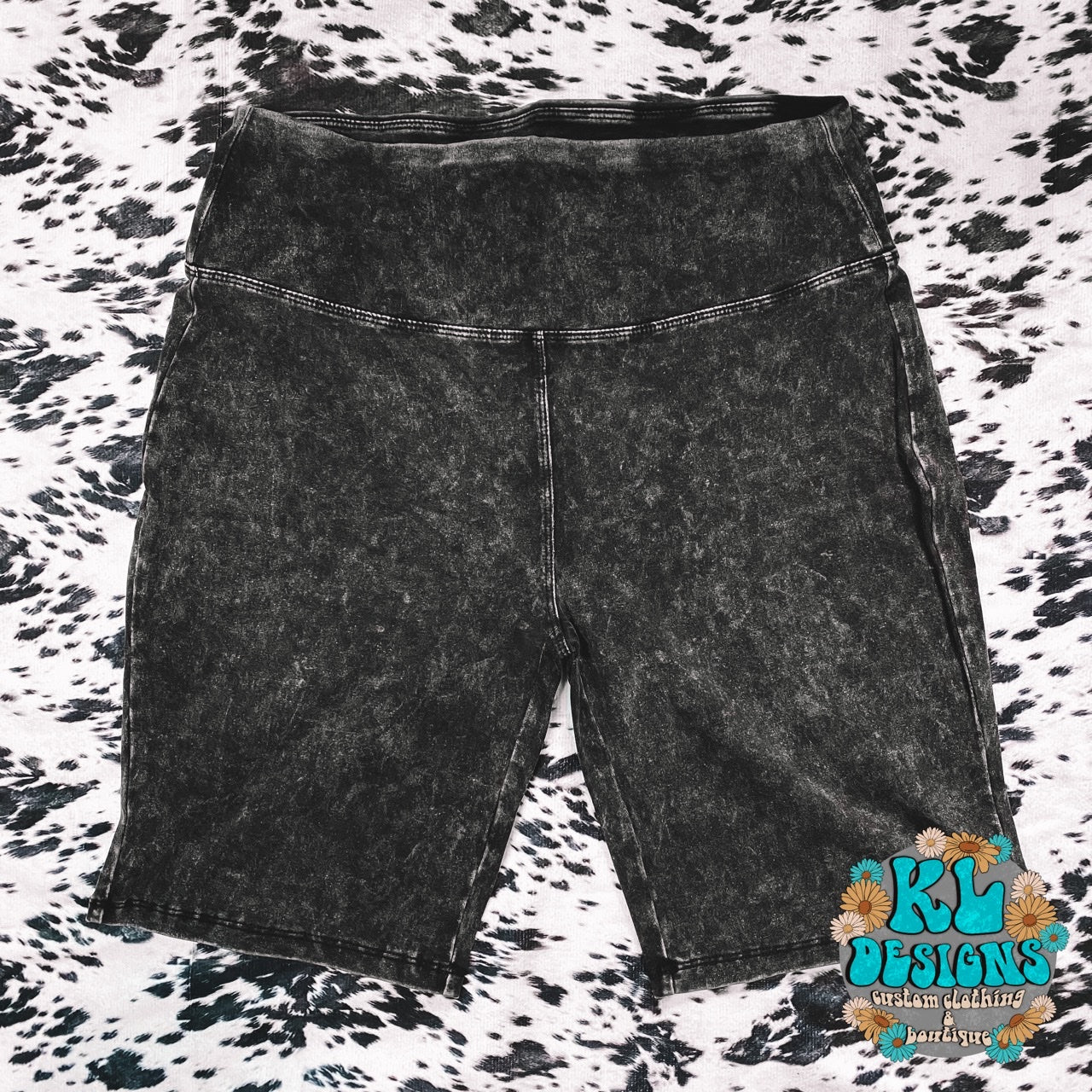 Vintage biker shorts (plus) (RTS)