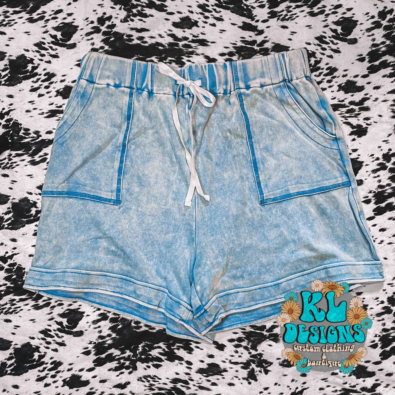 Vintage Sky Shorts (Plus) (RTS)